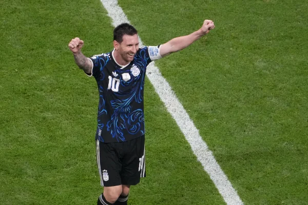 Messi celebra classificação e destaca empenho da seleção argentina
