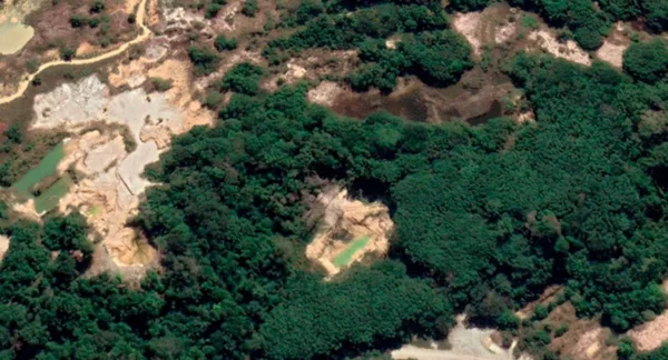 Imagens apontam garimpo ilegal em unidade de conservação