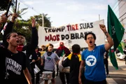 Ato ocorre em diversos estados do país Ato ocorre em diversos estados do país