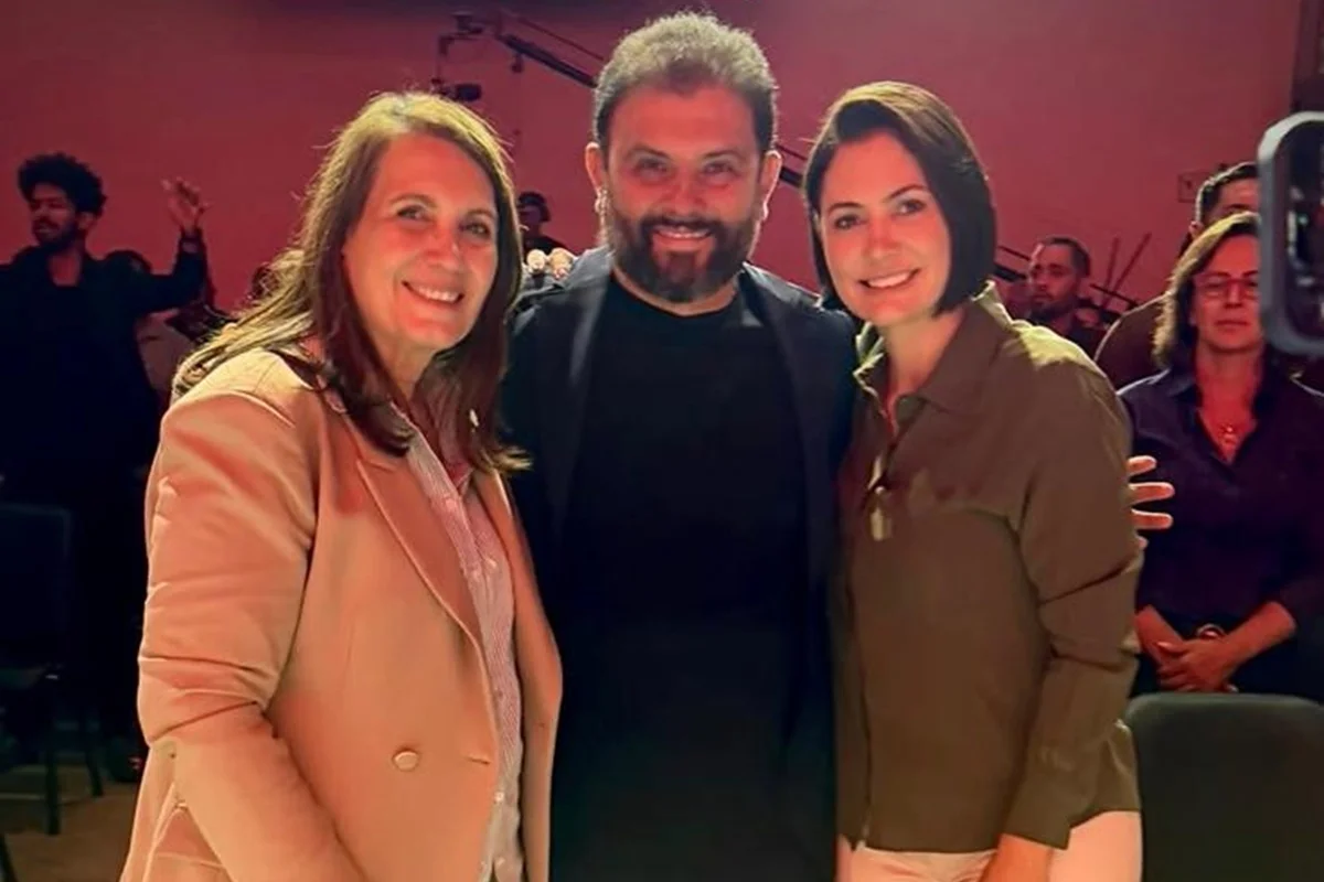 Bia Kicis, JB Carvalho e Michelle Bolsonaro Bia Kicis, JB Carvalho e Michelle Bolsonaro