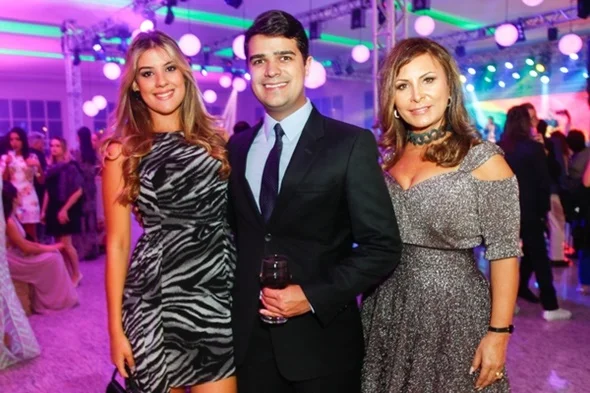 Sarah Amaral, João Matheus Leão e Cláudia Galdina Sarah Amaral, João Matheus Leão e Cláudia Galdina
