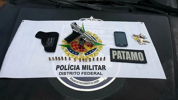 Vigilante é preso após coagir pessoas na Feira dos Goianos