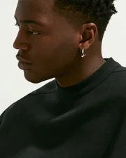 Nike lança primeira coleção própria de joias inspirada no logo Swoosh - imagem 2 Nike lança primeira coleção própria de joias inspirada no logo Swoosh - imagem 2
