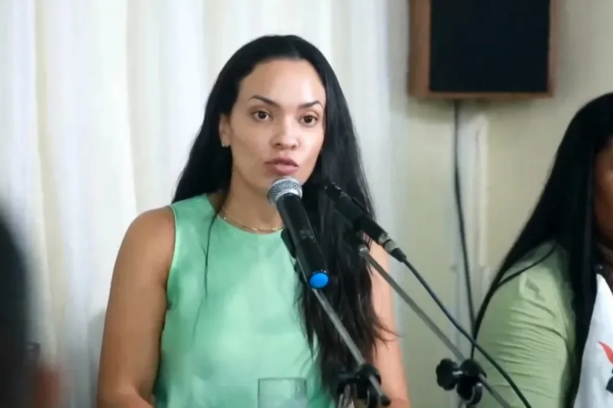 Paraná Pesquisas: Rayssa Furlan lidera cenários ao Senado no Amapá