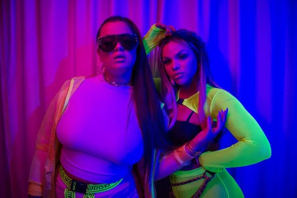 MC Ingryd e Gabily