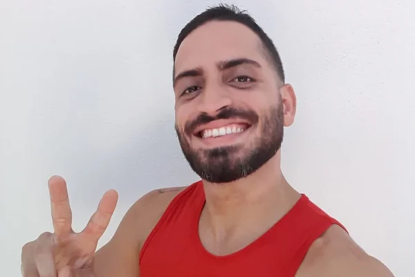 Imagem colorida do Marlon da Luz professor de dança - Metrópoles