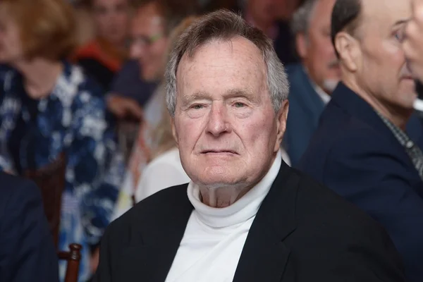 Morre aos 94 anos George H. W. Bush, ex-presidente dos Estados Unidos