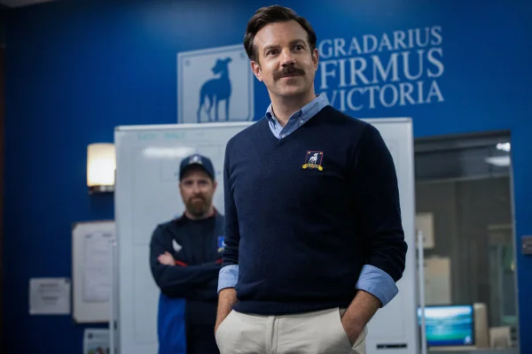 Quatro motivos para ver Ted Lasso, série “escondida” da Apple TV+