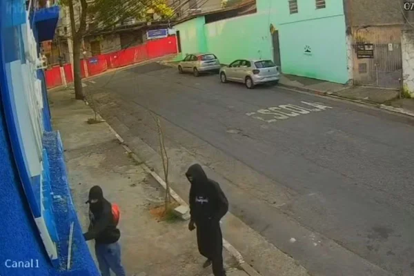 vídeo criminosos arsenal empresa sp