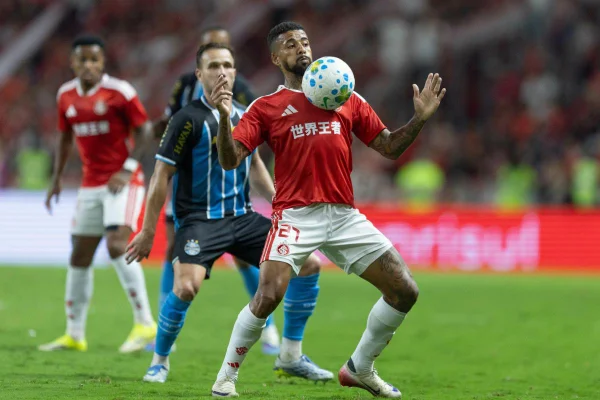 Internacional e Grêmio fecham jogos de ida pelas quartas da Copa do Brasil