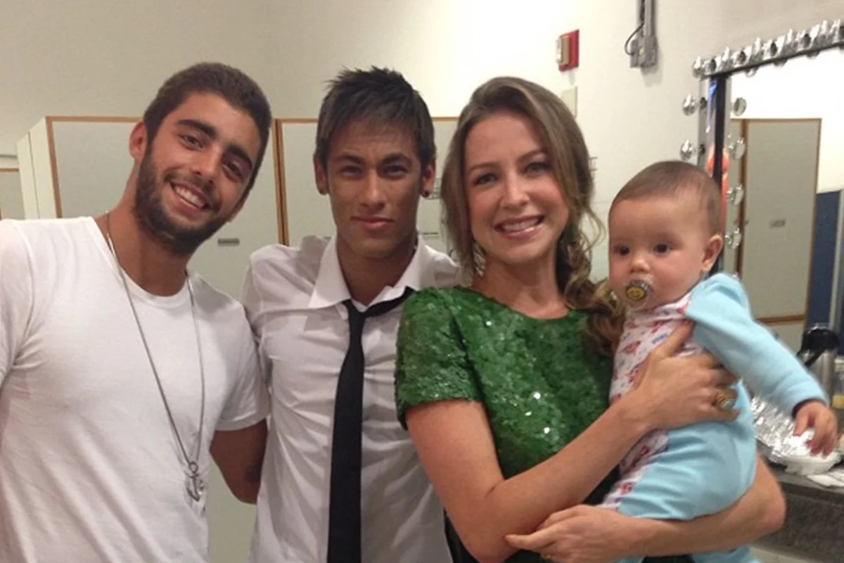 Pedro Scooby, Neymar, Luana Piovani e Dom Pedro Scooby, Neymar, Luana Piovani e Dom