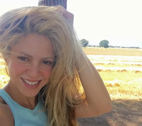 Piqué faltará a casamento de Messi por inimizade entre Shakira e a noiva