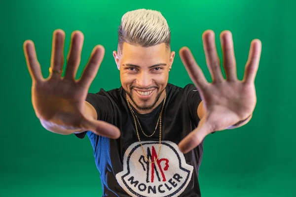 JS O MÃO DE OURO