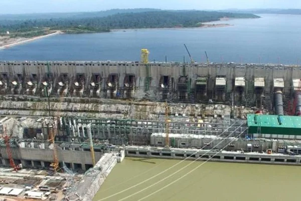 Belo Monte instala grades em turbinas para evitar morte de peixes