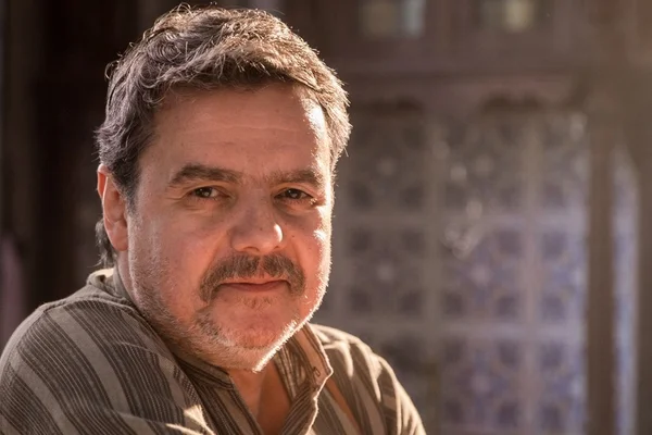 Éramos Seis: Afonso é roubado por filho de Júlio e Lola