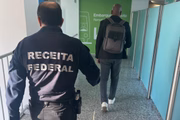 A apreensão foi feita durante uma fiscalização da equipe de Vigilância e Represão