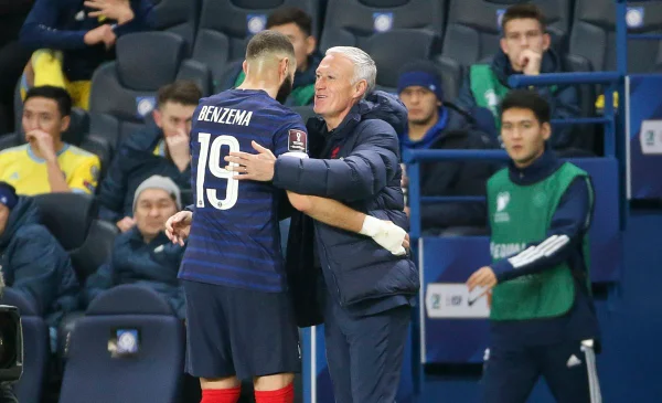 Técnico da França se irrita com pergunta sobre volta de Benzema