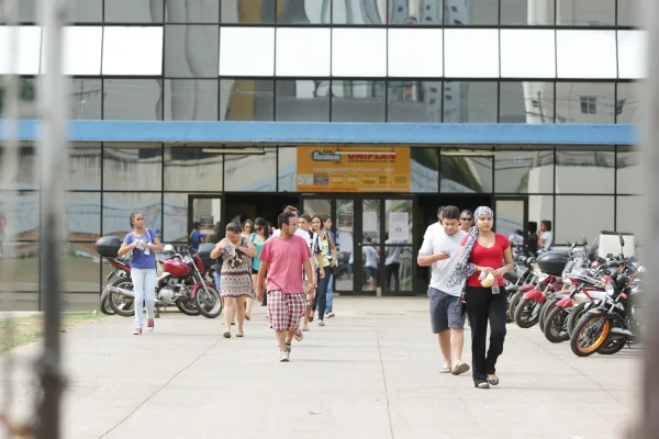 Estudantes inscritos no Enem têm até quarta (25/5) para pagar taxa