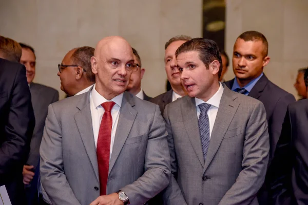 Alexandre de Moraes e Hugo Motta