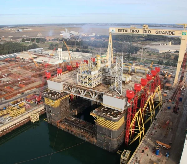 Polo Naval de Rio Grande vive ressaca da Lava Jato