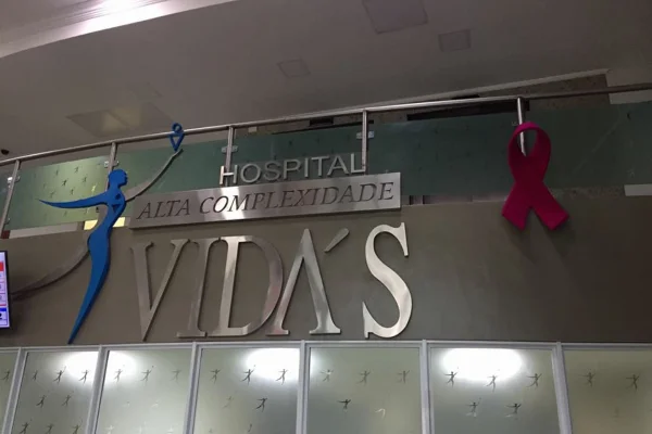 Fachada do Hospital Alta Complexidade Vidas. - Metrópoles