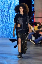 Desfile Tela Ambulante Desfile Tela Ambulante