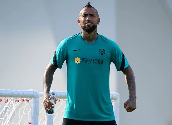 Segundo jornal chileno, Flamengo negocia Vidal com a Inter de Milão