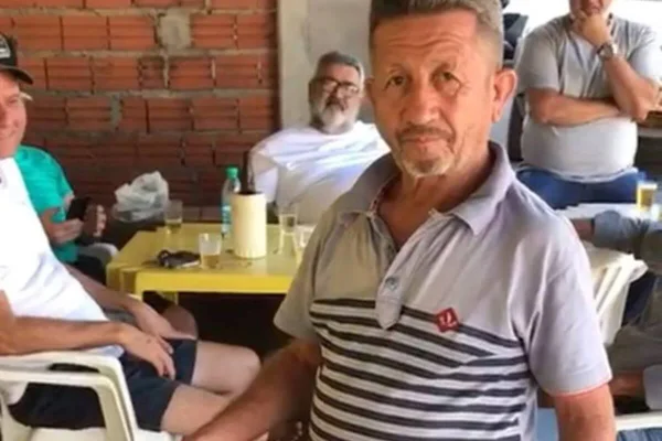 dono de bar Estrelinha morre e amigos fazem festa com forró
