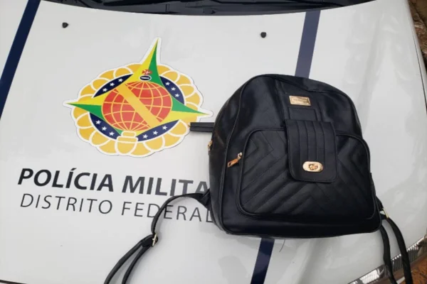 mochila apreendida pela polícia
