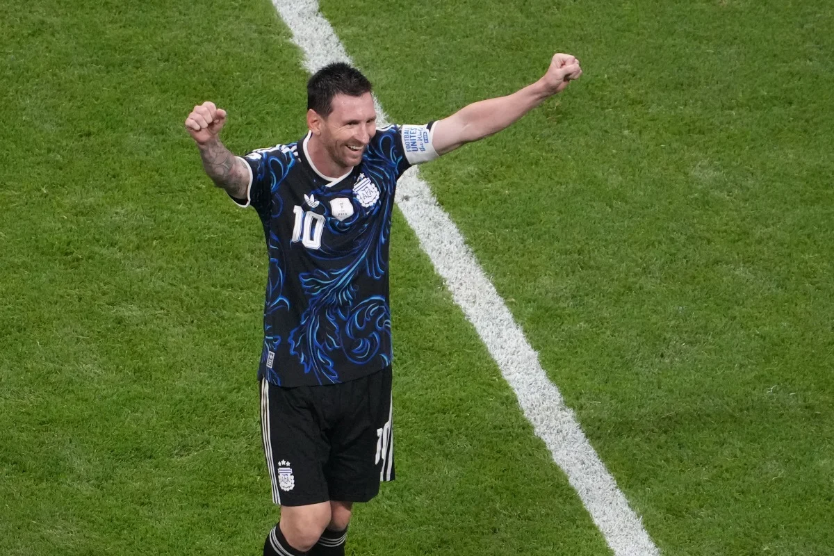 Malvinas repudiam faixa da Argentina e pedem sanção da Fifa - imagem 2 Malvinas repudiam faixa da Argentina e pedem sanção da Fifa - imagem 2