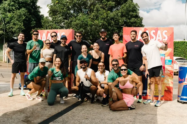 Carnaval HitHaus reúne alunos em manhã de treino e atrações musicais