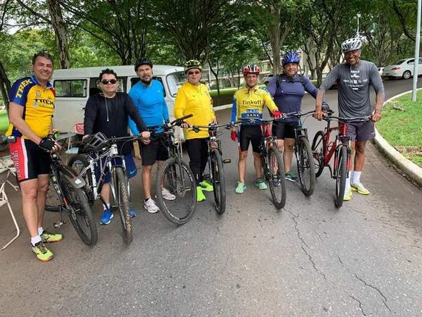 Ibaneis Rocha pedala por Brasília neste domingo