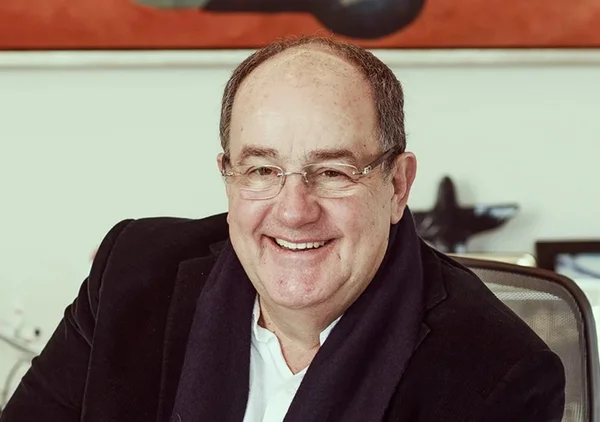 mpresário e dono da farmacêutica União Química, Fernando de Castro Marques
