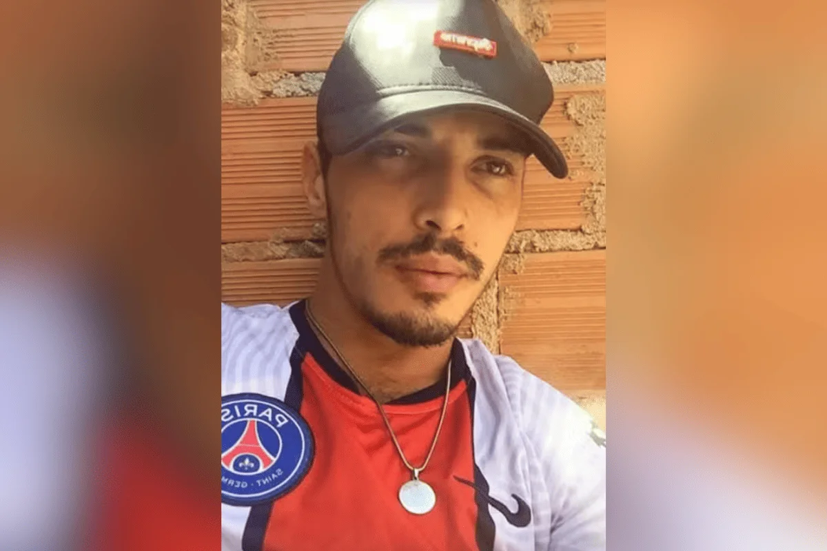 Mãe do jovem afirmou que o filho contou que encontraria uma mulher que conheceu pela internet Mãe do jovem afirmou que o filho contou que encontraria uma mulher que conheceu pela internet