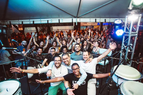Vai ter samba! Grupo 7 na Roda lança campanha para gravar 1º DVD