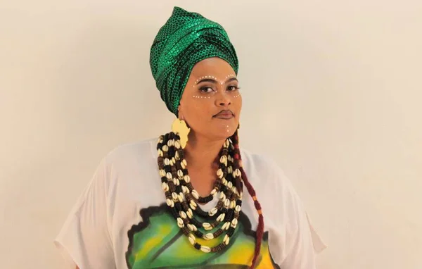 Vera Verônika celebra 25 anos de rap em DVD: “Comecei com 12 anos”