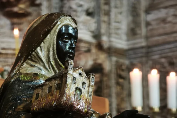 imagem sacra Santa Efigênia MG