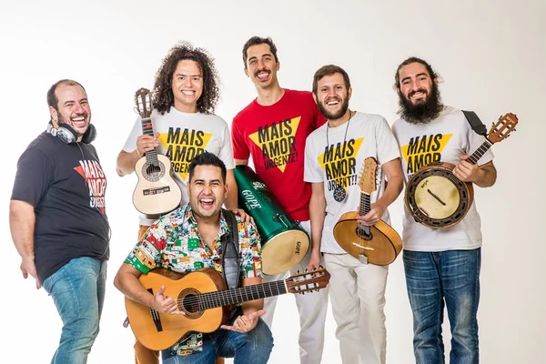 Samba Urgente é confirmado no De Volta Pra Casa do grupo Menos é Mais