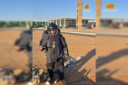 Mochila de homem que ameaçou explodir bomba na Praça dos Três Poderes