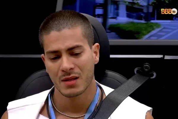 BBB22. ADMs de Arthur fazem post emocionante sobre saída de Abravanel