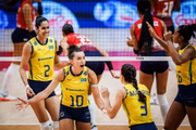 O Brasil garantiu vaga nas quartas do Mundial de Vôlei Feminino.