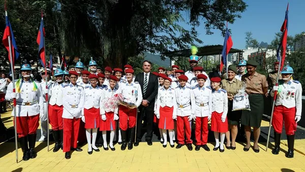 Colégios militares não entrarão no corte de verbas, diz porta-voz