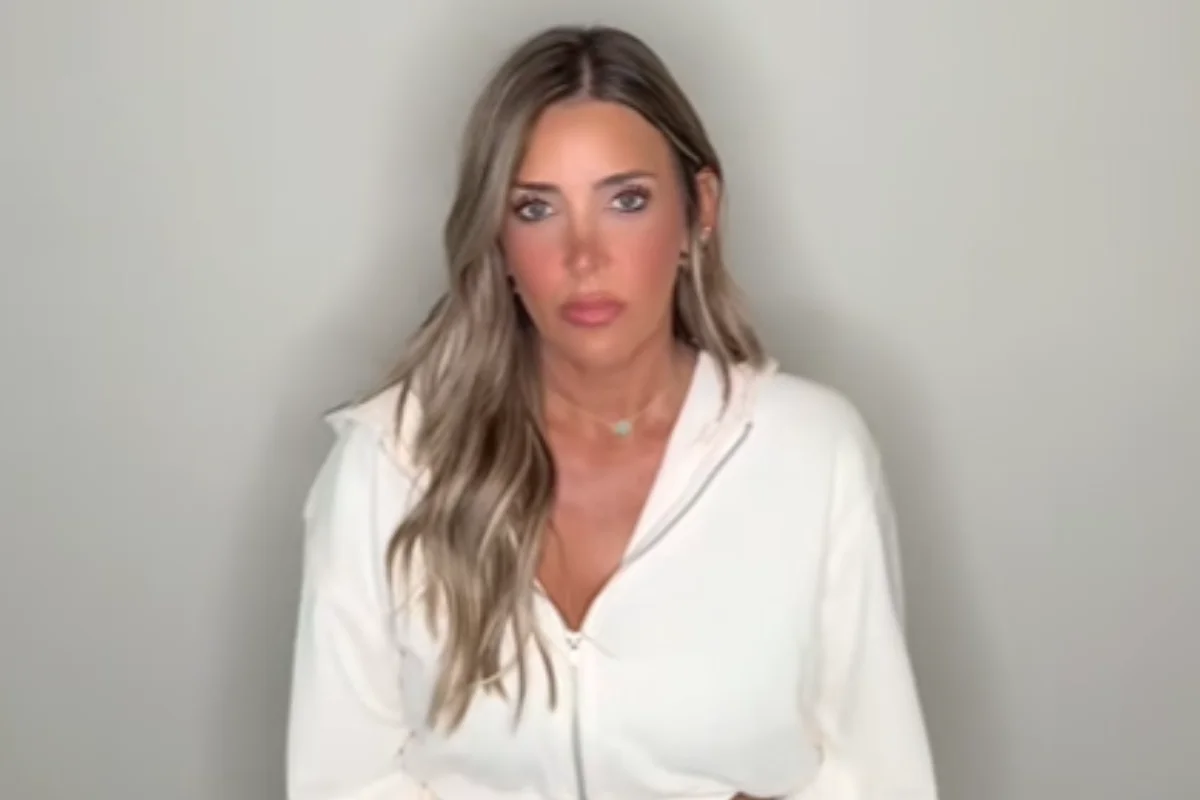 A influenciadora Sara Duffey, de 43 anos A influenciadora Sara Duffey, de 43 anos