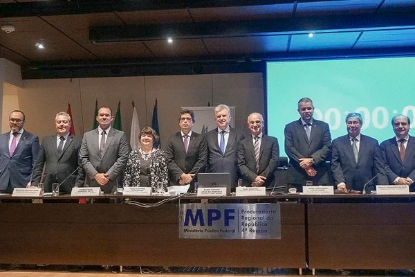 Candidatos à lista tríplice da PGR fazem último debate, em Brasília