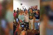 Durante a agenda, ela prometeu lutar pelos presos do 8 de Janeiro Durante a agenda, ela prometeu lutar pelos presos do 8 de Janeiro