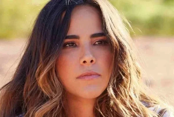 Wanessa Camargo, cantora, atriz e apresentadora brasileira. Ela tem cabelos castanhos, pele clara e olhos escuros - Metrópoles