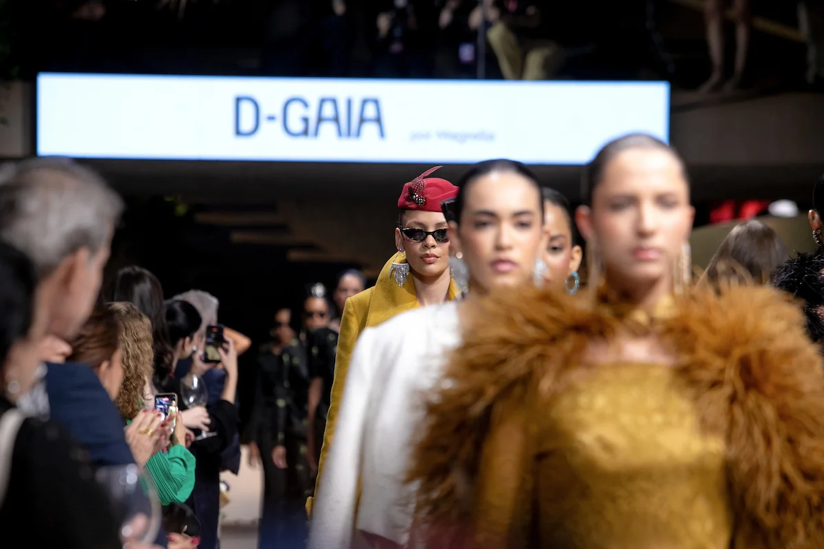 Desfile da D-Gaia por Magrella Desfile da D-Gaia por Magrella
