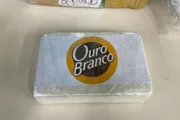 Cocaína embalada com logo de chocolate Cocaína embalada com logo de chocolate