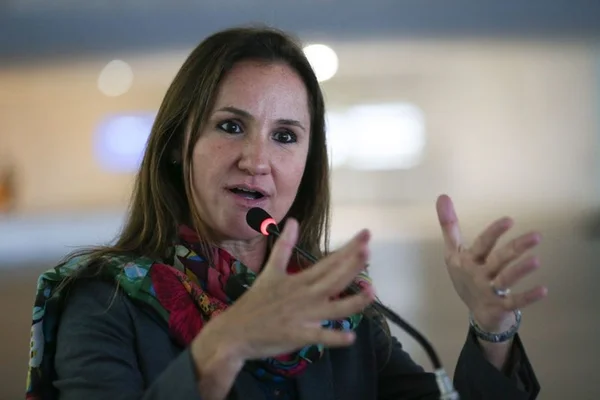 “Corrupção é violação de direitos humanos”, afirma secretária de Temer