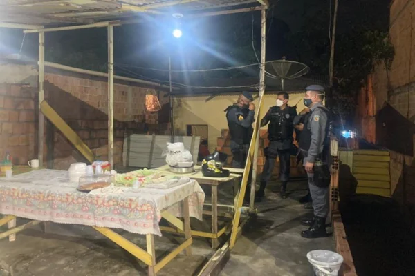Mãe e filha grávida são mortas a tiros na própria casa em Manaus